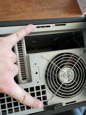 Silverstone Raven RV01-B Window Big Tower - село Куклен | Настолни Компютри - снимка 9