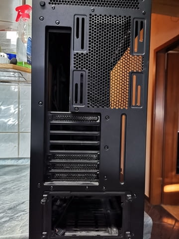 Nzxt h500i - село Куклен | Части / Аксесоари - снимка 9