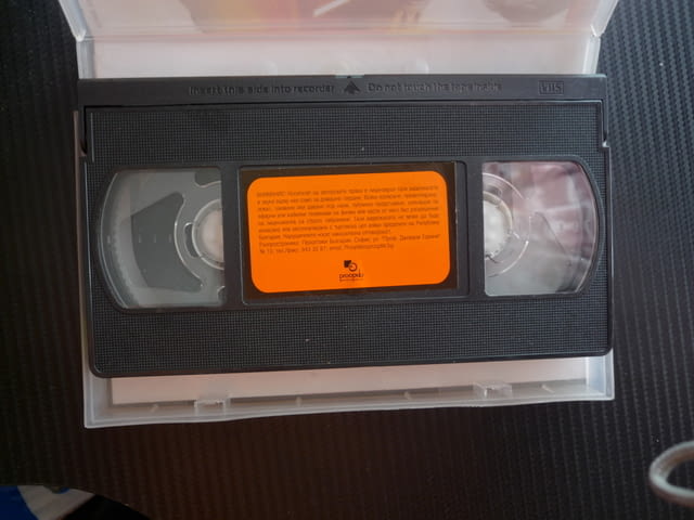 Терор в Метрото VHS филм Метро корейски екщън азиатски влак теорист саможертва напрежение скорост - снимка 2