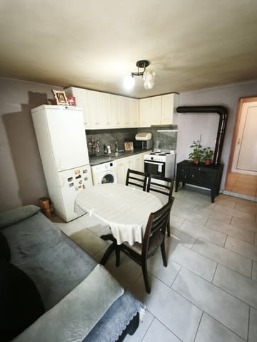 Продавам триетажна къща в гр. Перник кв. Клепало, city of Pernik | Houses & Villas - снимка 9