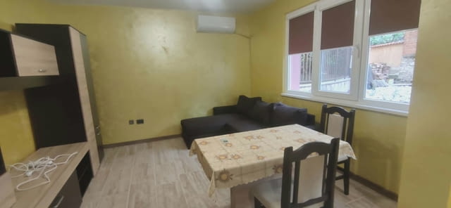 Даваме под наем едностаен апартамент в Кършияка 1-стаен, 40 м2, Тухла - град Пловдив | Апартаменти - снимка 1