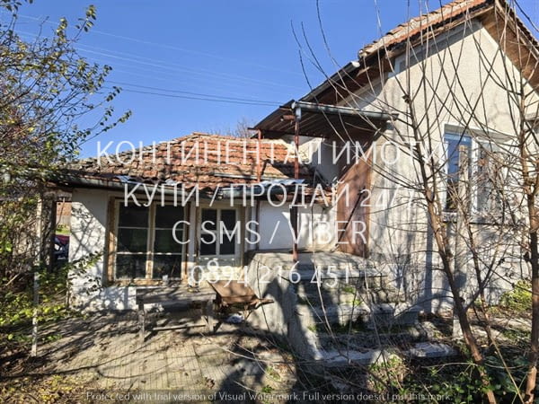 Код 63194. Едноетажна тухлена къща 50м2 с огромен двор(1600м2./1370м2.по скица) и плодороден, с разл - снимка 6