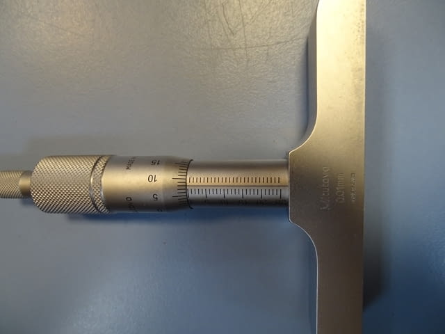 Дълбокомер Mitutoyo 128-102 depth micrometer 0-25mm DMS100-25 - снимка 3