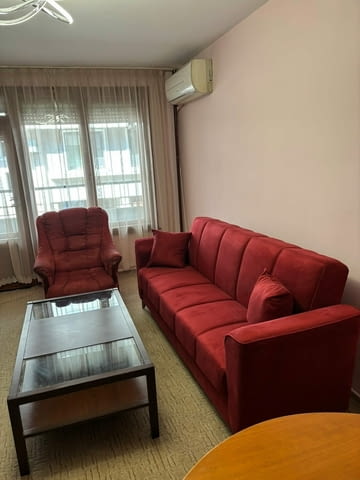 Даваме под наем тристаен апартамент в Кършияка 3-стаен, 100 м2, Тухла - град Пловдив | Апартаменти - снимка 1