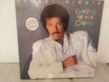 Lionel Richie – Dancing On The Ceiling