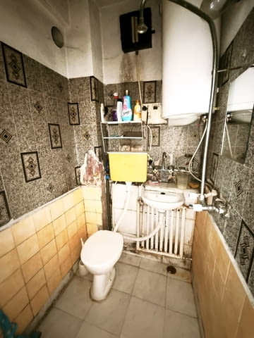 Продавам едноетажна къща в гр. Перник кв. Могиличе, city of Pernik | Houses & Villas - снимка 7
