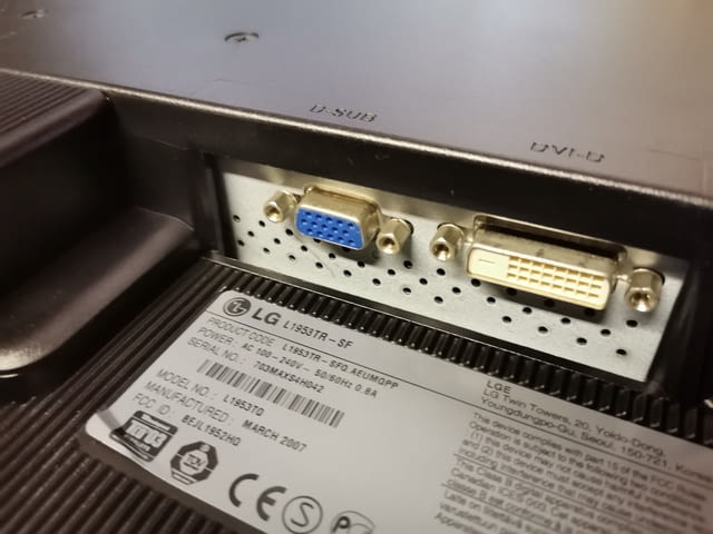 LG L1953TR-SF Monitor - village Kuklеn | Monitors - снимка 10