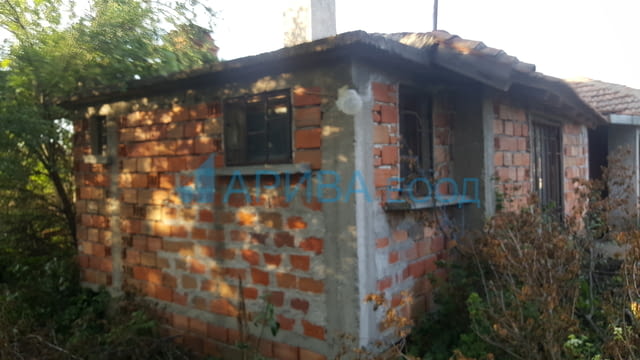 Къща в центъра на с. Царева поляна, община Стамболово, village Careva poliana - снимка 5