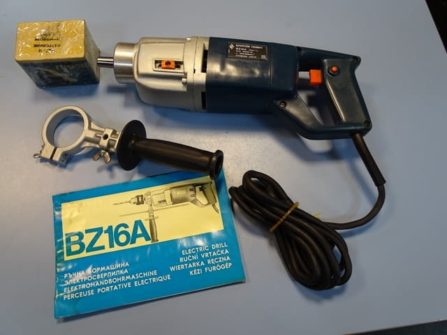Пробивна бормашина Елпром Ловеч BZ16A 650W 220V, city of Plovdiv | Instruments - снимка 1