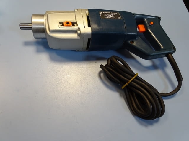 Пробивна бормашина Елпром Ловеч BZ16A 650W 220V, city of Plovdiv | Instruments - снимка 3
