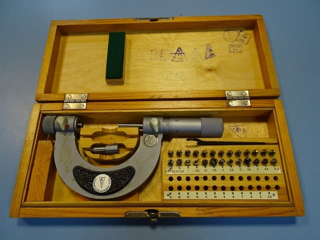 Резбомерен микрометър DDR Suhl Thread Мicrometer 25-50mm, city of Plovdiv - снимка 1
