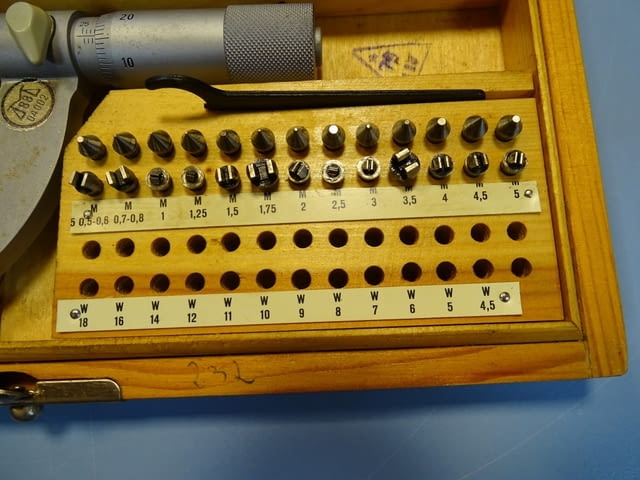 Резбомерен микрометър DDR Suhl Thread Мicrometer 25-50mm, city of Plovdiv - снимка 2