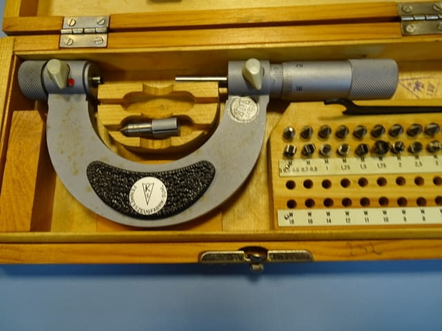 Резбомерен микрометър DDR Suhl Thread Мicrometer 25-50mm, city of Plovdiv - снимка 3