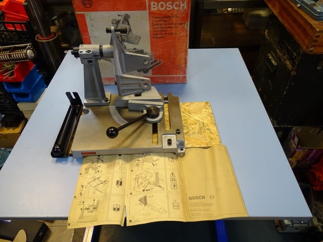 Отрезна стойка за ъглошлайф Bosch 0601999016 cut-off stand, city of Plovdiv - снимка 1