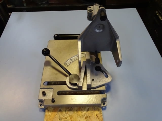 Отрезна стойка за ъглошлайф Bosch 0601999016 cut-off stand, city of Plovdiv - снимка 8