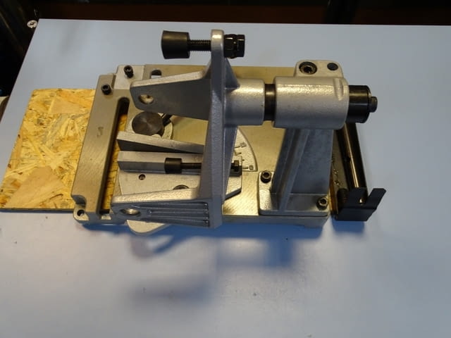 Отрезна стойка за ъглошлайф Bosch 0601999016 cut-off stand, city of Plovdiv - снимка 9