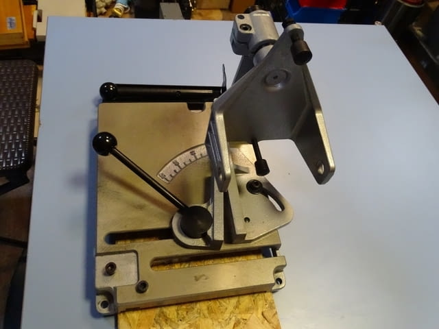 Отрезна стойка за ъглошлайф Bosch 0601999016 cut-off stand, city of Plovdiv - снимка 11