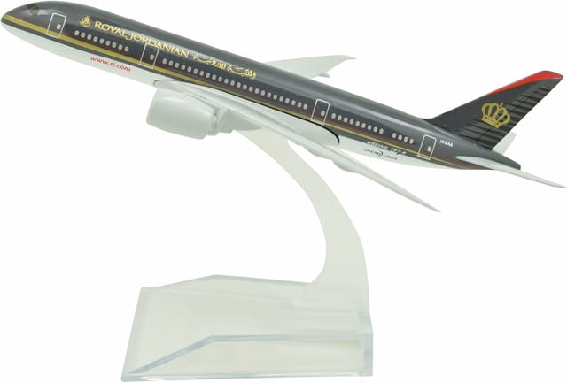 Boeing 787 самолет модел макет Royal Jordanian красив модел черен пътешествие екскурзия полет пилот - снимка 1