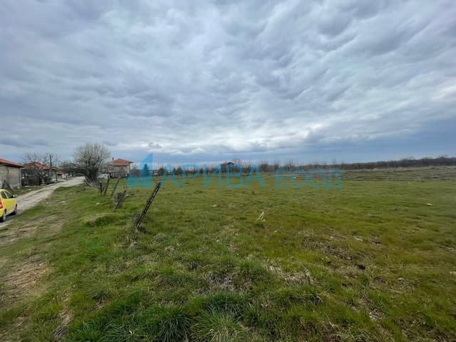 Парцел УПИ в с. Книжовник, община Хасково 879 m2, For living - village Knizhovnik | Land - снимка 2