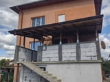 Изработка на дървени навеси