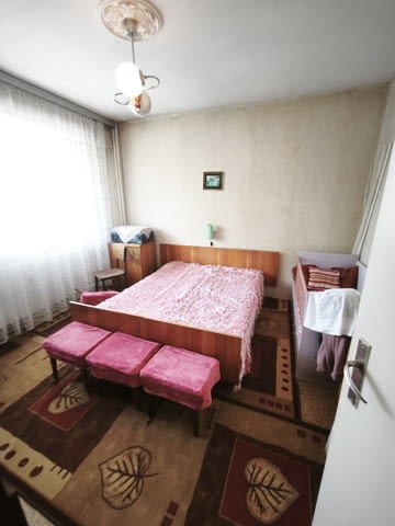 Давам под наем двустаен апартамент в гр. Перник кв. Проучване - снимка 2
