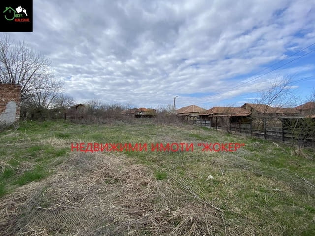 Парцел в регулация в село Балван 1132 м2, За жил.строителство - село Балван | Парцели / Земя - снимка 1