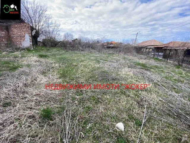 Парцел в регулация в село Балван 1132 м2, За жил.строителство - село Балван | Парцели / Земя - снимка 2