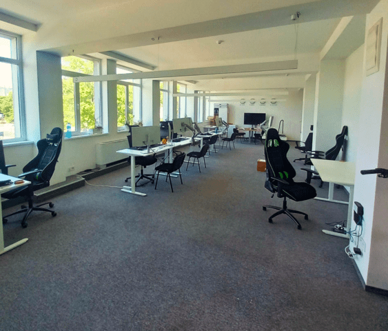 Офис под наем Studio, 82 m2, Brick - city of Varna | Offices - снимка 1