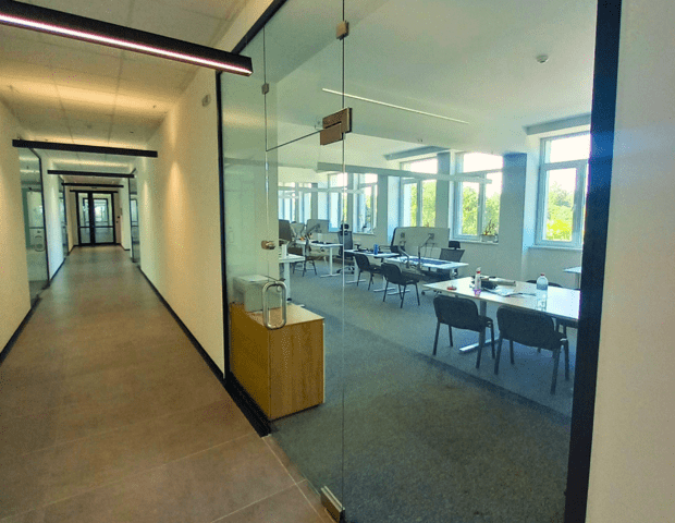 Офис под наем Studio, 82 m2, Brick - city of Varna | Offices - снимка 5