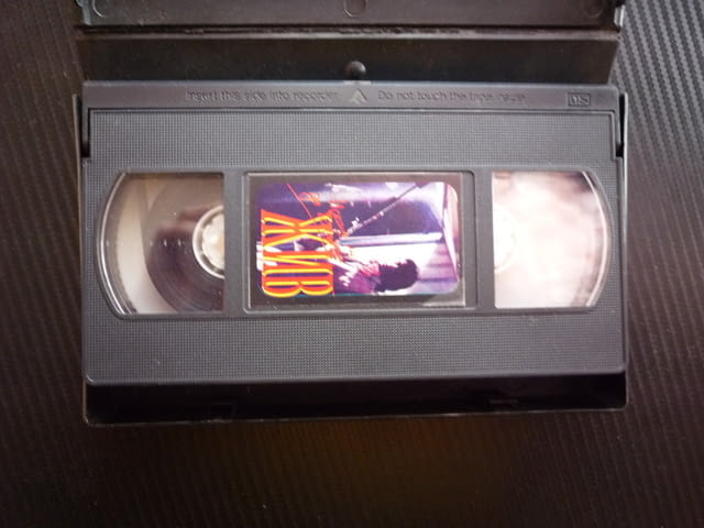 Искаш ли да останеш жив VHS филм по романа на Джеймс Хадли Чейс сериен убиец криминален детектив хит - снимка 2