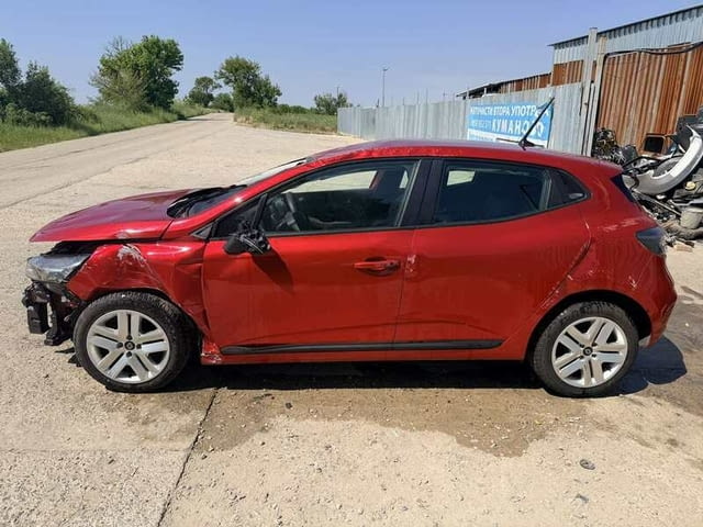 Renault Clio 5 1.0 TCe двигател H4D470, 91 кс., 6 ск., 22 000 км., 2025 г., euro 6E, Рено Клио 5 1.0 - снимка 4