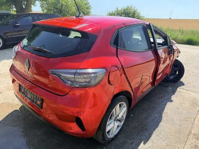 Renault Clio 5 1.0 TCe двигател H4D470, 91 кс., 6 ск., 22 000 км., 2025 г., euro 6E, Рено Клио 5 1.0 - снимка 6