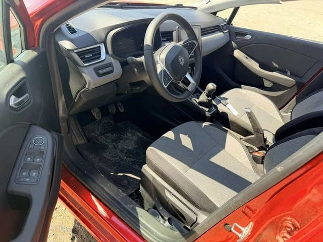 Renault Clio 5 1.0 TCe двигател H4D470, 91 кс., 6 ск., 22 000 км., 2025 г., euro 6E, Рено Клио 5 1.0 - снимка 11