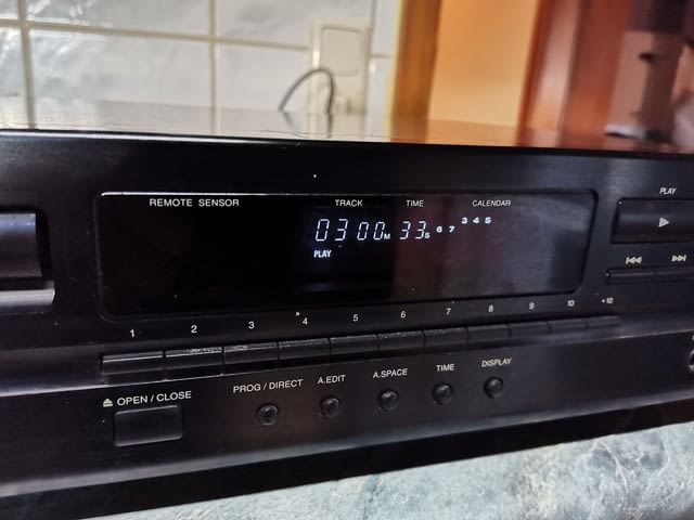 Denon DCD-615 CD-Player - село Куклен | Аудиосистеми - снимка 3