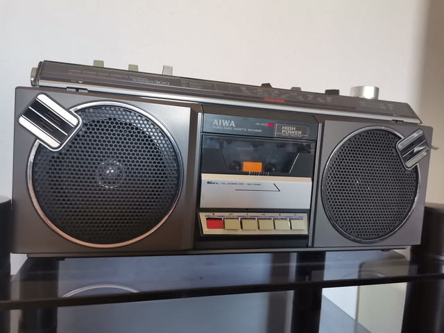 AIWA STEREO 300 4 Band GhettoBlaster Radio Cassette, village Kuklеn | Audio Systems - снимка 1