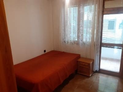 Дава под наем тристаен, супер център, гр. Бургас 3-стаен, 120 м2, Тухла - град Бургас | Апартаменти - снимка 8