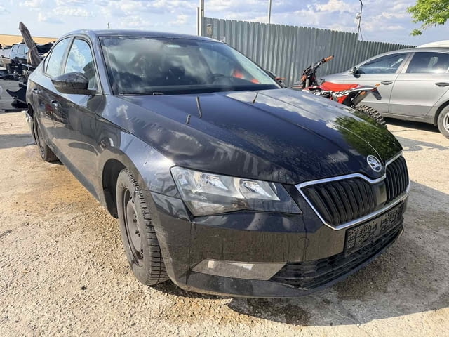 Skoda Superb 2.0 TDI, двигател CRLB, 150 кс., ск. кутия QFZ 6 ск., 2018 г., евро 6B, Шкода Суперб 2, - снимка 3