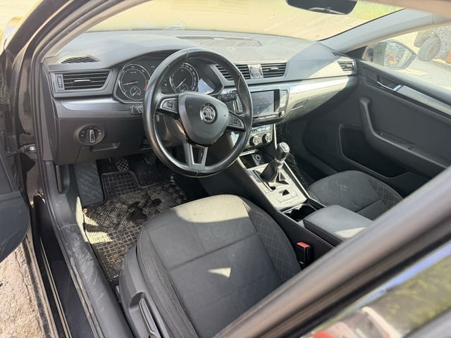 Skoda Superb 2.0 TDI, двигател CRLB, 150 кс., ск. кутия QFZ 6 ск., 2018 г., евро 6B, Шкода Суперб 2, - снимка 10