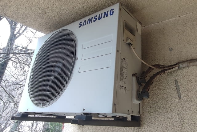 Продавам изгодно употребяван климатик SAMSUNG SC12ZAB / SC12ZABX - снимка 3