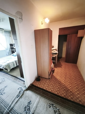 Продавам тристаен апартамент в гр. Перник кв. Изток, град Перник | Апартаменти - снимка 4