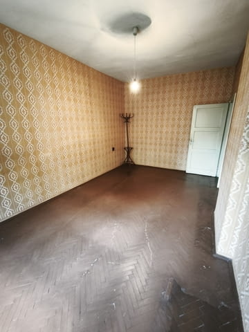 Продавам двустаен апартамент в гр. Перник кв. Изток, град Перник | Апартаменти - снимка 3