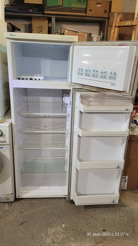 Хладилник с камера работещ , Embeddable - No - city of Plovdiv | Refrigerators & Freezers - снимка 2