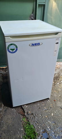 Продавам работещ малък хладилник NEO, city of Plovdiv | Refrigerators & Freezers - снимка 1