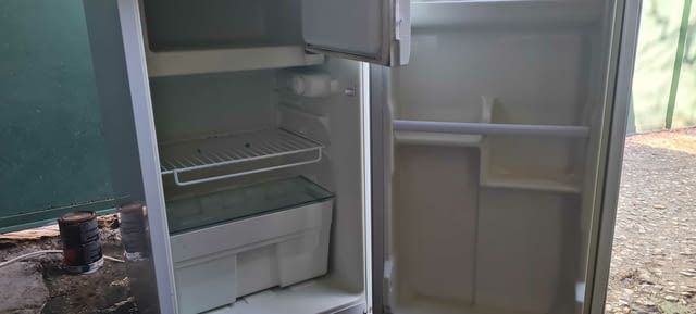 Продавам работещ малък хладилник NEO, city of Plovdiv | Refrigerators & Freezers - снимка 12
