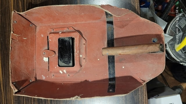 Маска за заваряване със стъкло, употребявана здрава., city of Plovdiv | Instruments - снимка 1