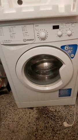 Продава се пералня втора употреба Indesit, в добро състояние, град Пловдив - снимка 1