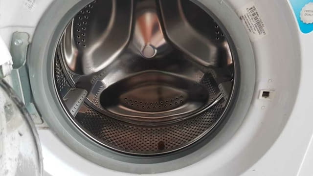 Продава се пералня втора употреба Indesit, в добро състояние, град Пловдив - снимка 11
