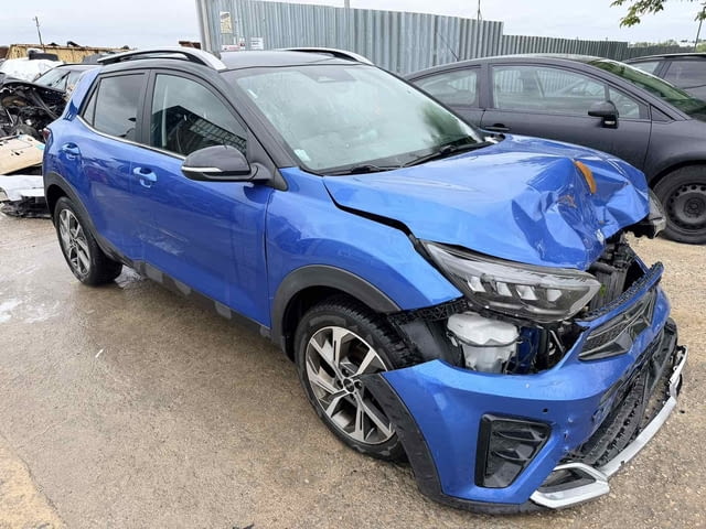 Kia Stonic 1.0 T-GDi двигател G3LF 120 кс., бензин/електро, автоматик 7 ск., 46000 км., 2022 г., eur - снимка 3
