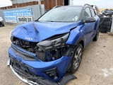 Kia Stonic 1.0 T-GDi двигател G3LF 120 кс., бензин/електро, автоматик 7 ск., 46000 км., 2022 г., eur