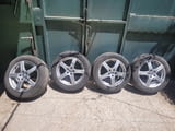Джанти с гуми Michelin 17 цола смъкнати от Пежо. 7J x 17 H2
